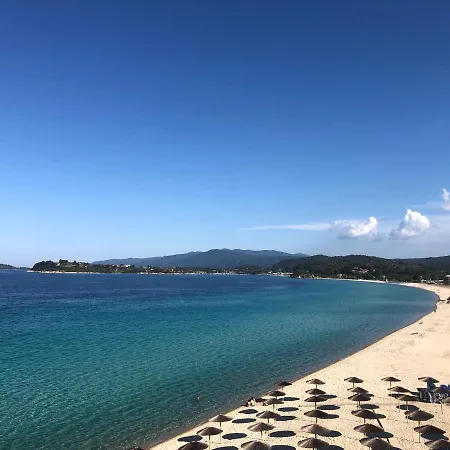 Kritamo On Trani Ammouda Nyaraló